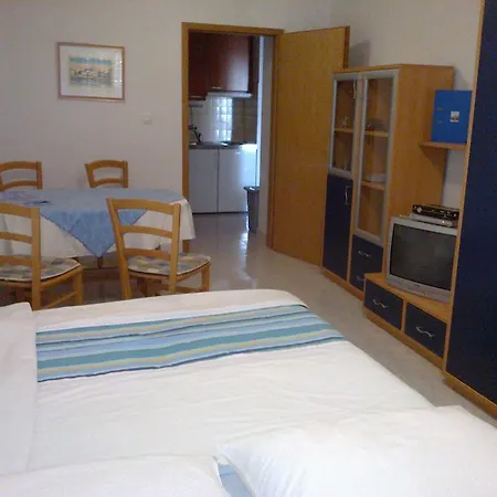 And Zudic Guest house 3*