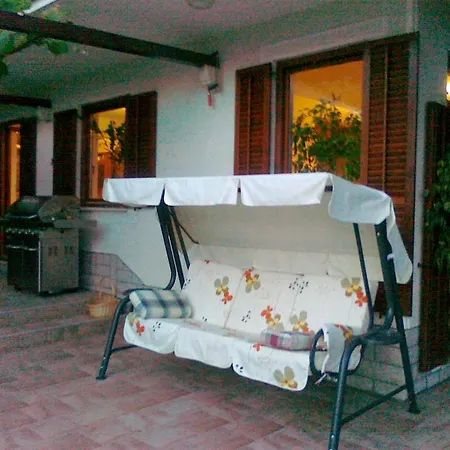 Guest house And Zudic