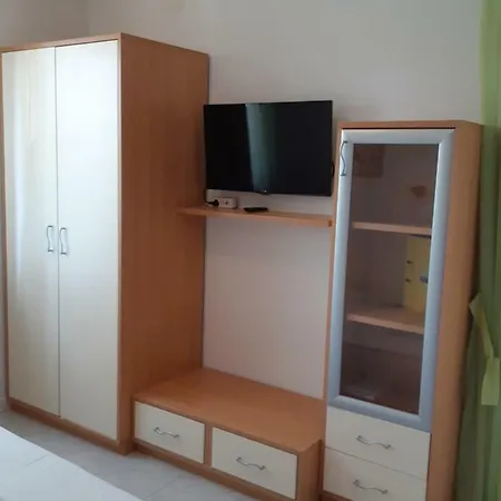 And Zudic Guest house 3*