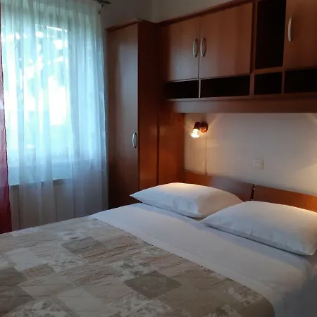 Guest house And Zudic Strunjan
