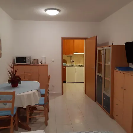 Guest house And Zudic 3*